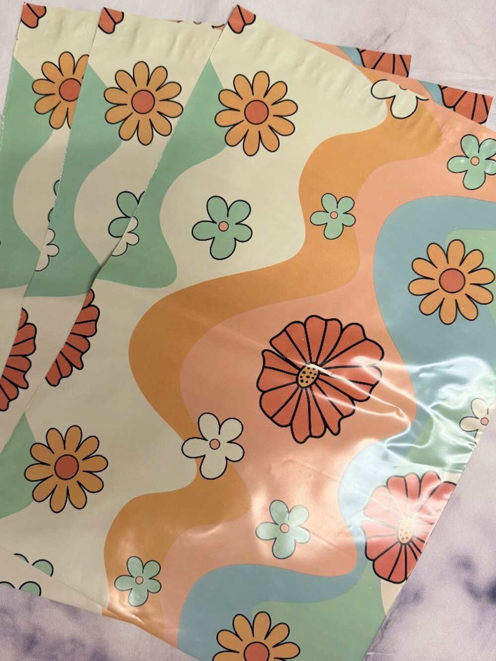 25 10x13 Retro Floral design poly mailer